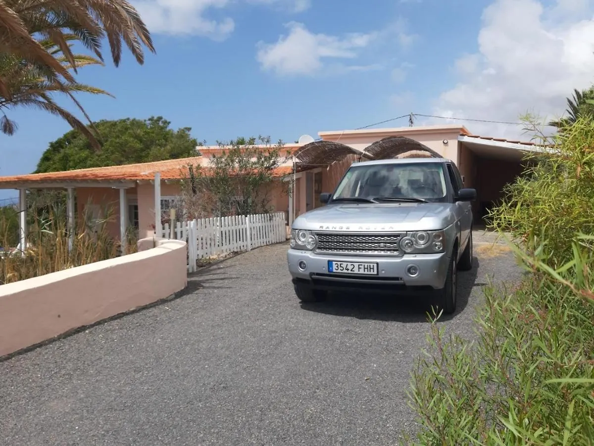 Villa Ste Maxima,Wifi, Heated Pool, Garden, Sea Views Callao Salvaje